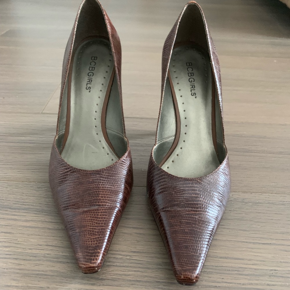 BCBGirls brown textured heels - size 7